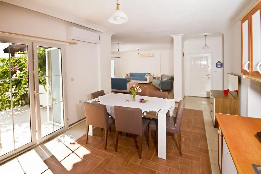 Sestra Suite Hotel Bitez 2*,